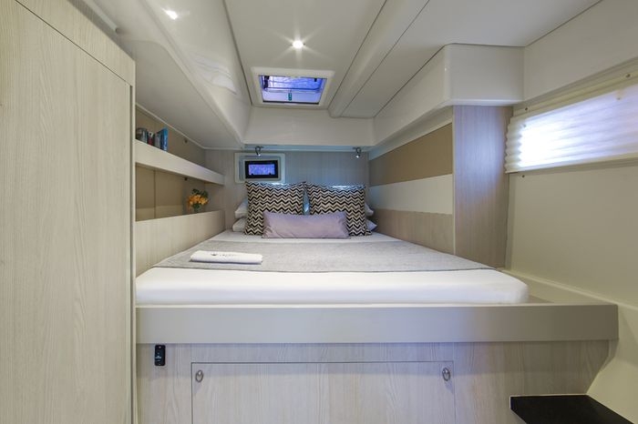Aft port cabin